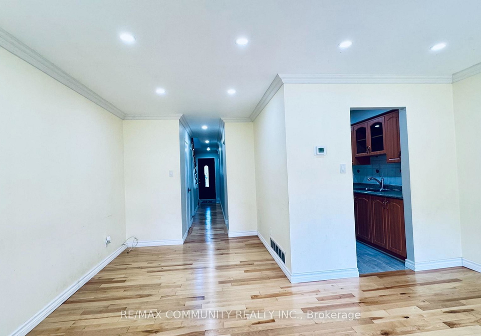 45-shepmore-terrace-toronto-scarborough-ontario-e13811880