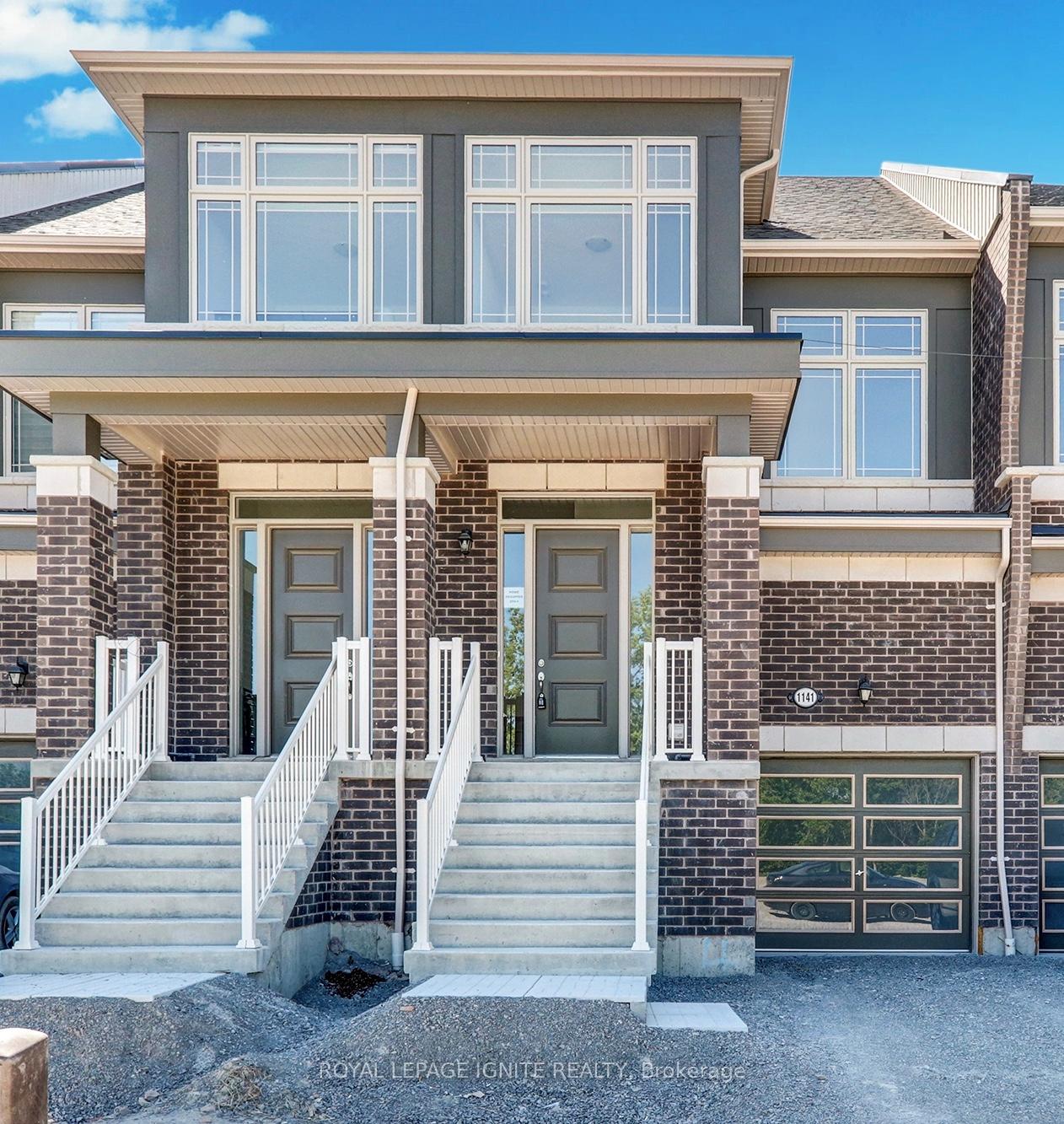 1141-sepia-square-pickering-ontario-e13812026