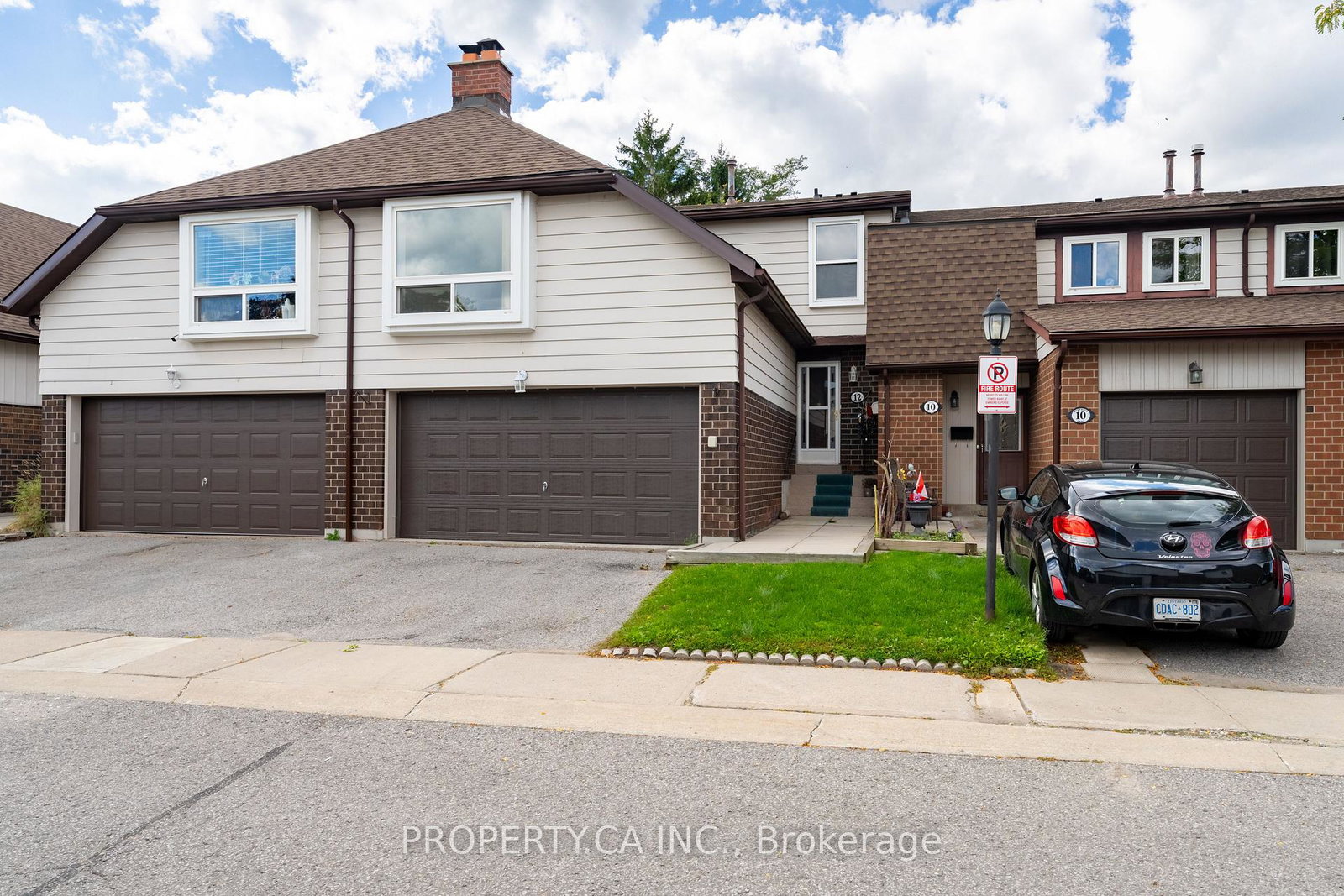 12-deeprose-lane-ajax-ontario-e13812958