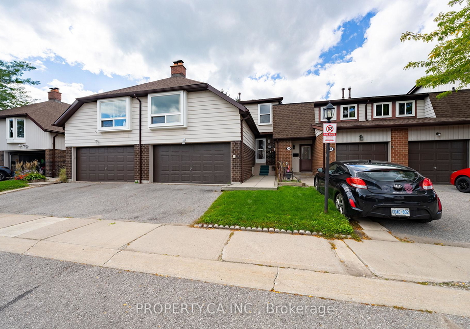 12-deeprose-lane-ajax-ontario-e13812958