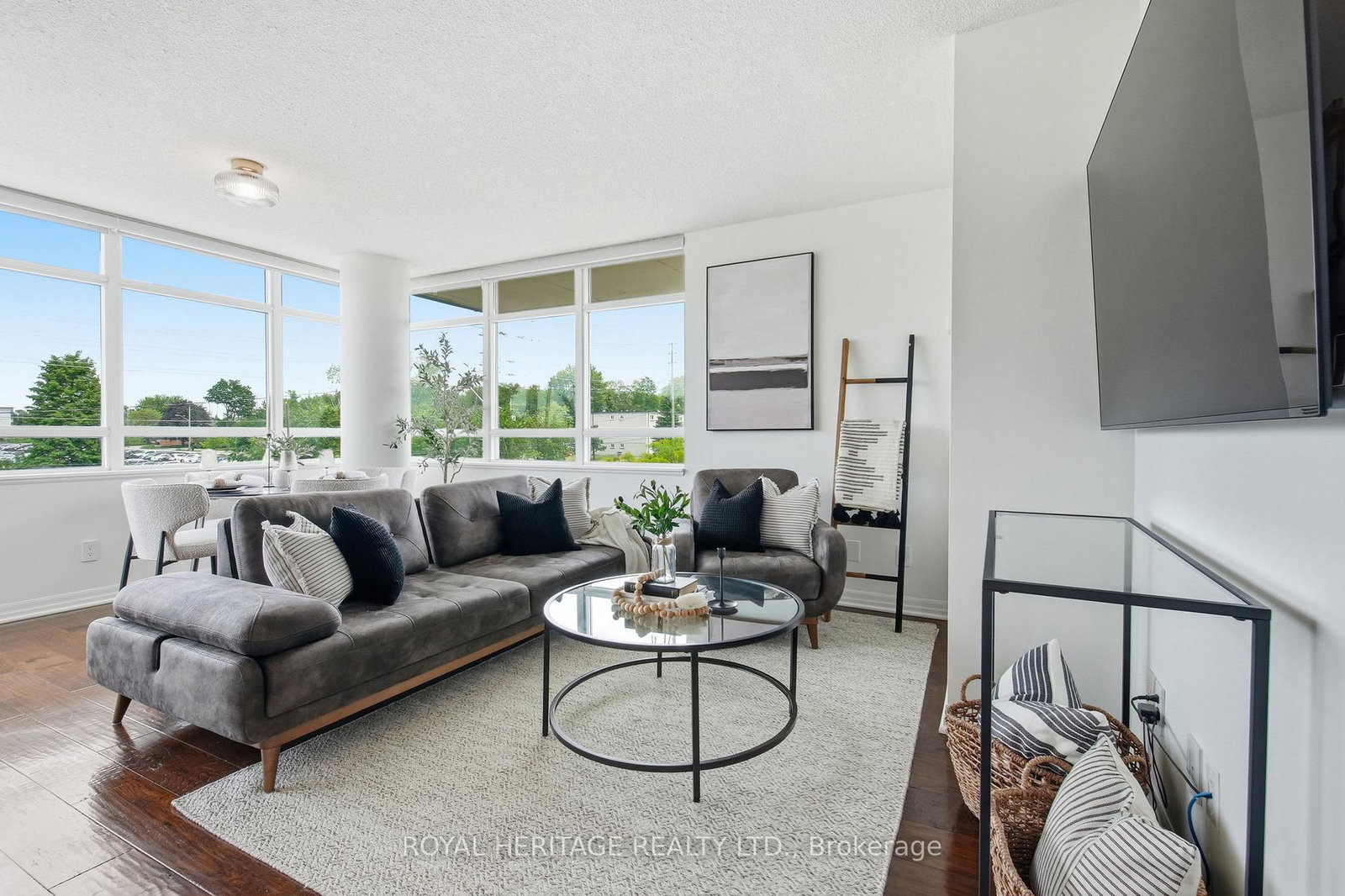 1600-charles-street-whitby-ontario-e13813182