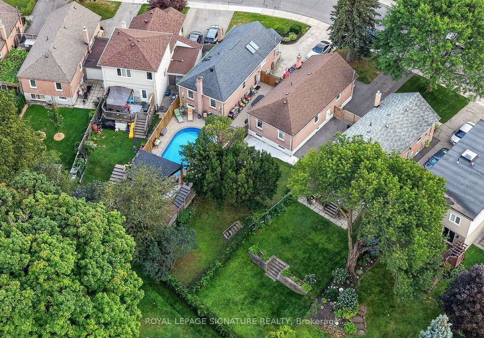 24-glenshaw-crescent-toronto-east-york-ontario-e13813338
