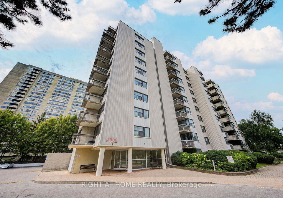 2500-bridletowne-circle-toronto-scarborough-ontario-e13814562