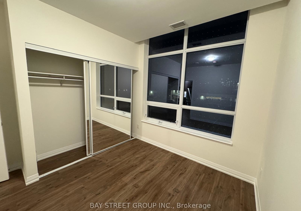 3270-sheppard-avenue-e-toronto-scarborough-ontario-e13815042