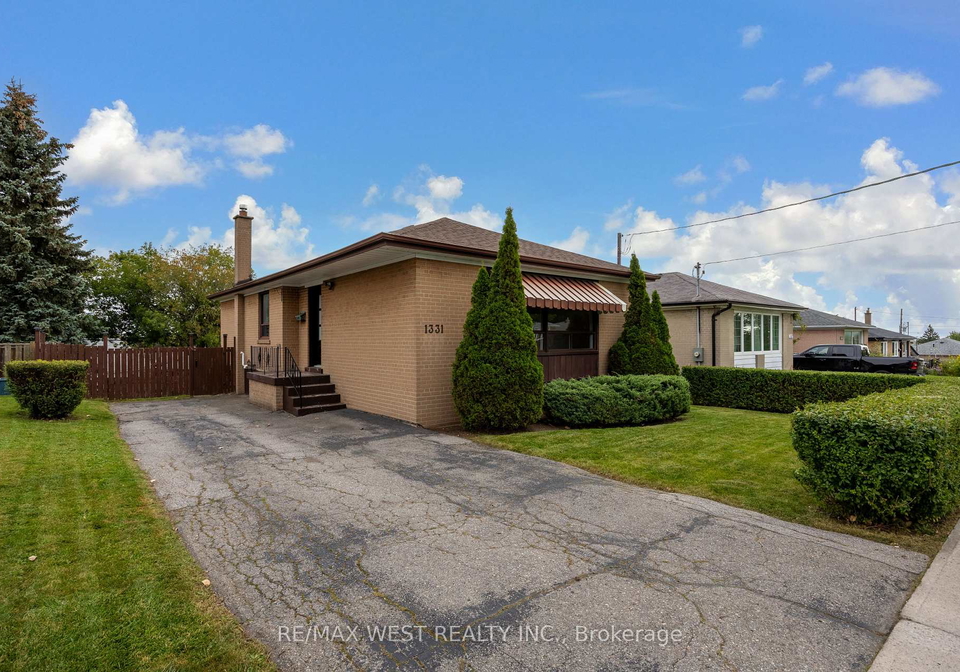 1331-sharbot-street-oshawa-ontario-e13815066