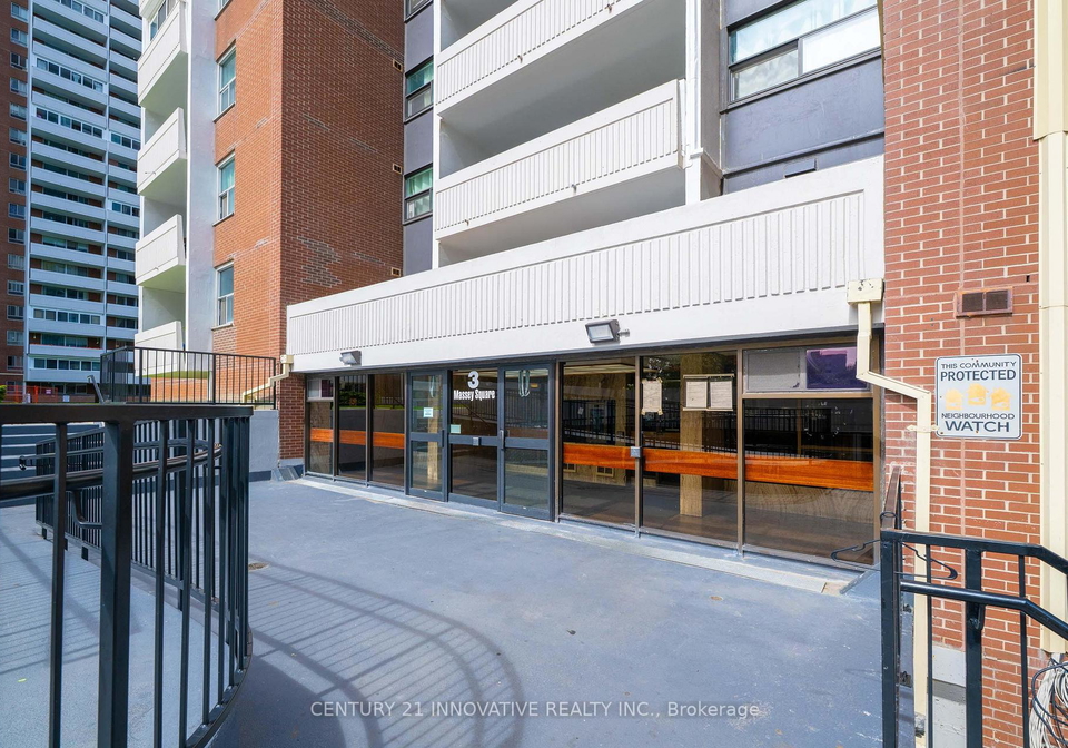 3-massey-square-toronto-east-york-ontario-e13816464