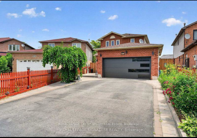 1642-pepperwood-gate-pickering-ontario-e13816542