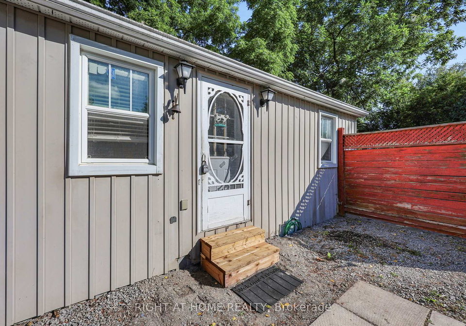 5019-wixson-street-pickering-ontario-e13816554