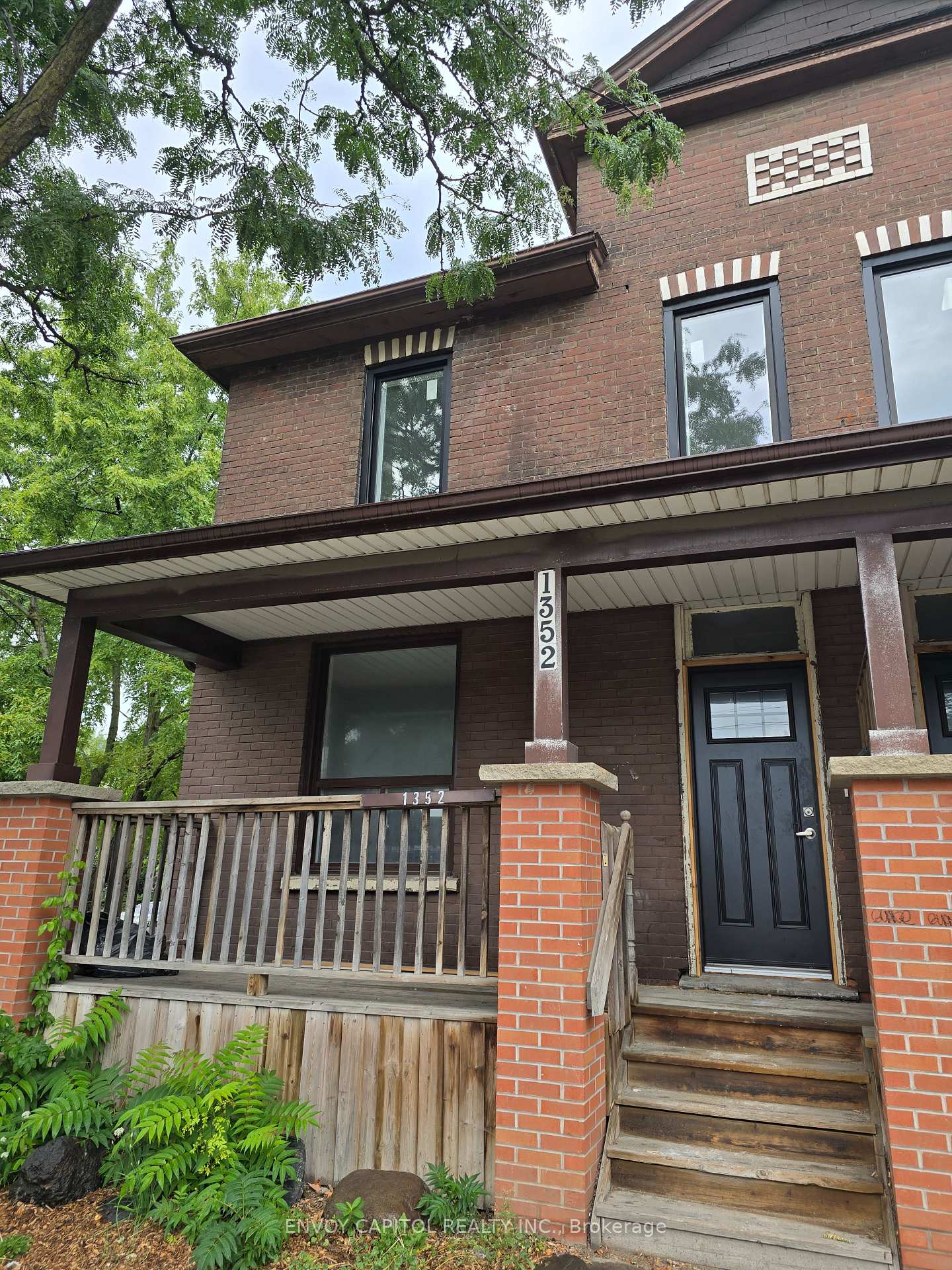 1354-queen-street-e-toronto-toronto-ontario-e13816596