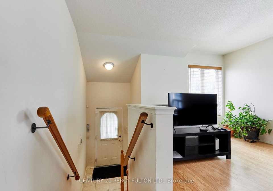 8-knowles-street-ajax-ontario-e13816598