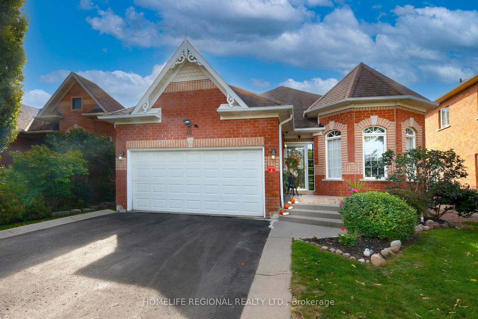 40-arnold-crescent-whitby-ontario-e13817154