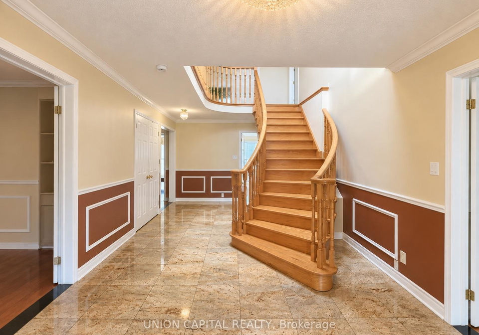 21-strawberry-hills-drive-toronto-scarborough-ontario-e13817158