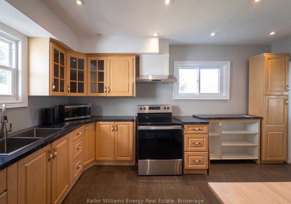 204-gibb-street-oshawa-ontario-e13817482