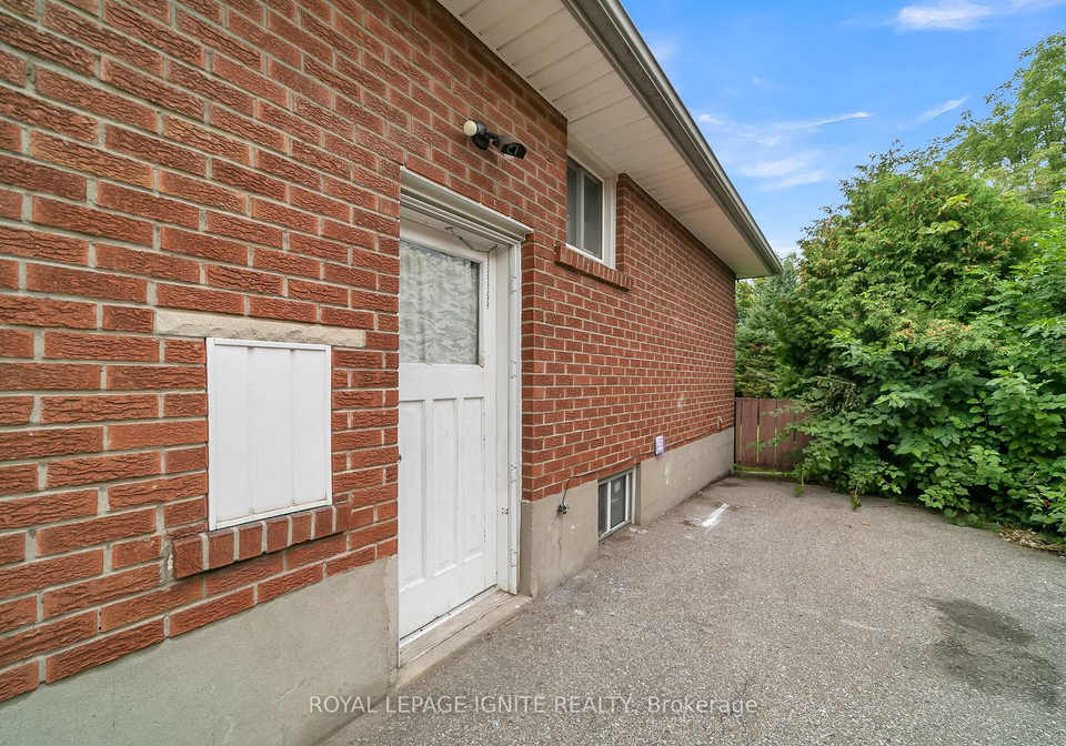 117-cabot-street-oshawa-ontario-e13818572
