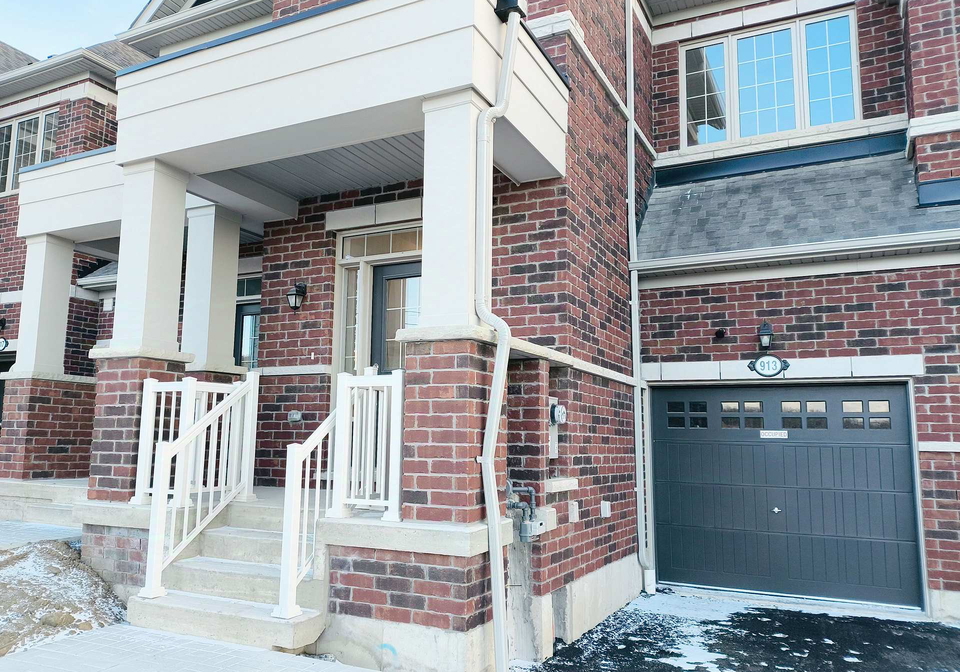 913-elizabeth-mckenzie-drive-pickering-ontario-e13818600