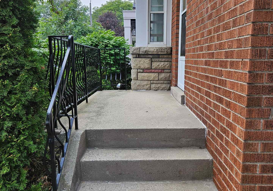 45-norlong-boulevard-toronto-east-york-ontario-e13818694