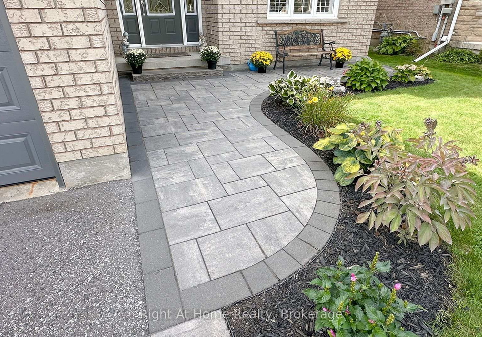 2096-stornoway-street-oshawa-ontario-e13819104