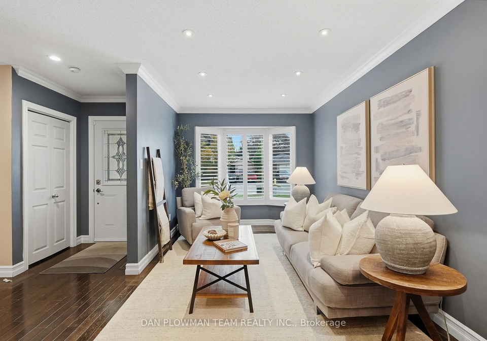 77-hialeah-crescent-whitby-ontario-e13820182
