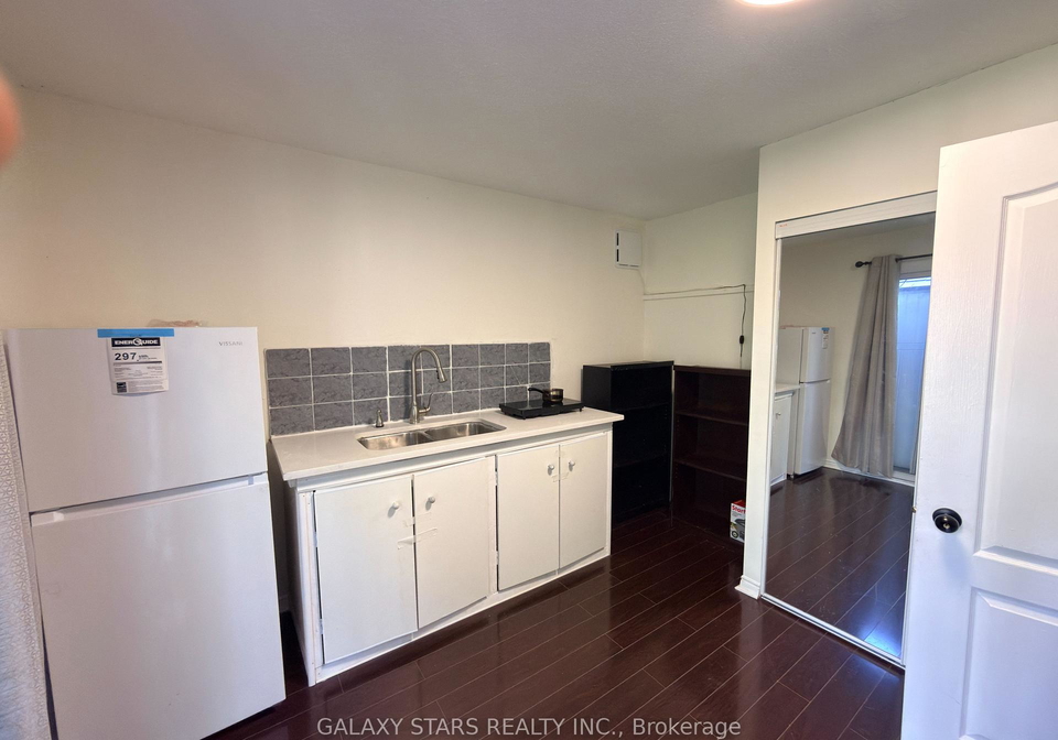 62-rainbow-ridge-avenue-toronto-scarborough-ontario-e13820886