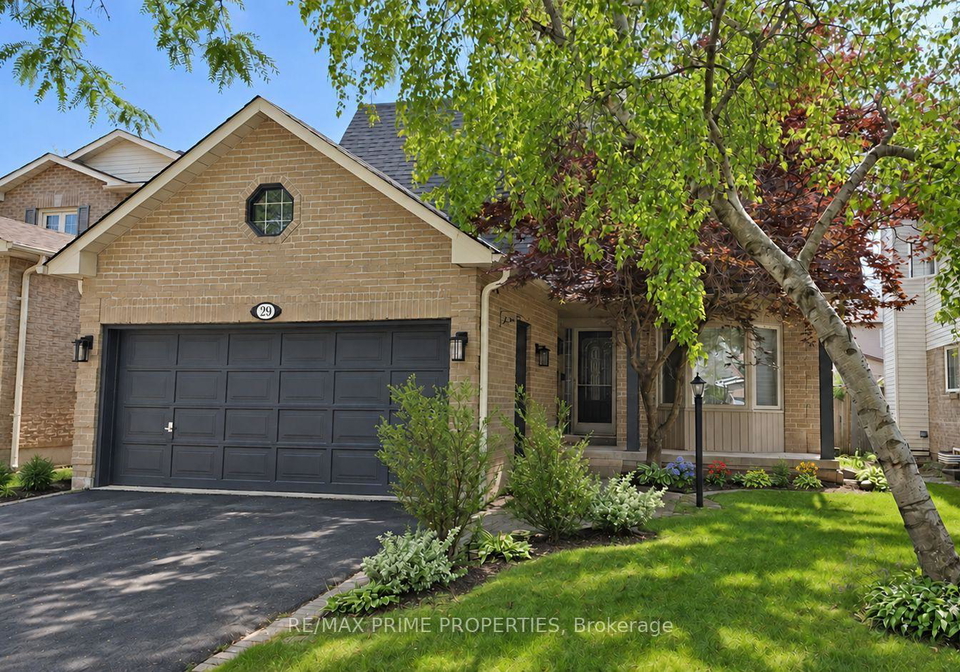 29-redmond-drive-ajax-ontario-e13820968