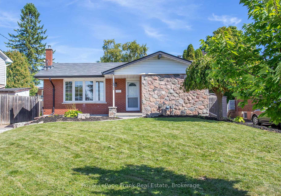 121-labrador-drive-oshawa-ontario-e13822260