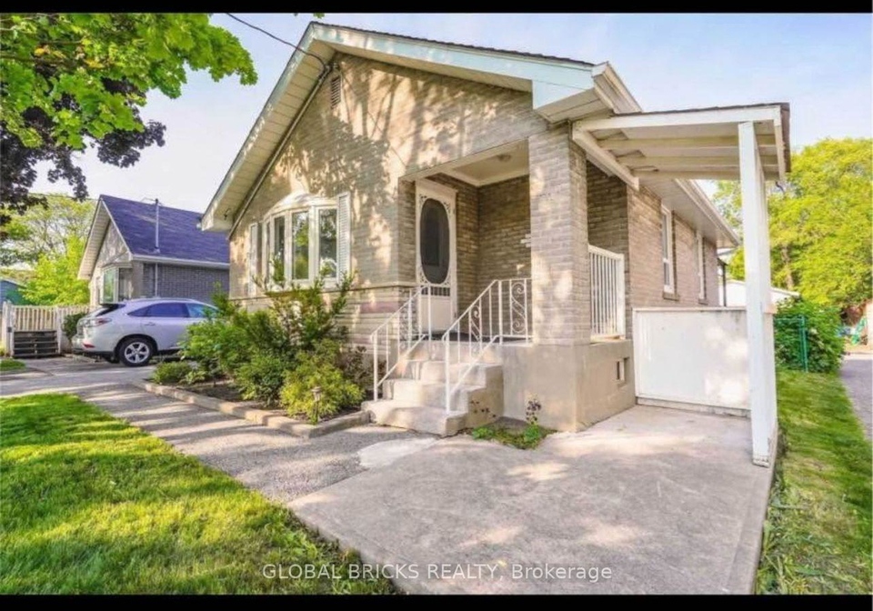 931-byron-street-n-whitby-ontario-e13822784