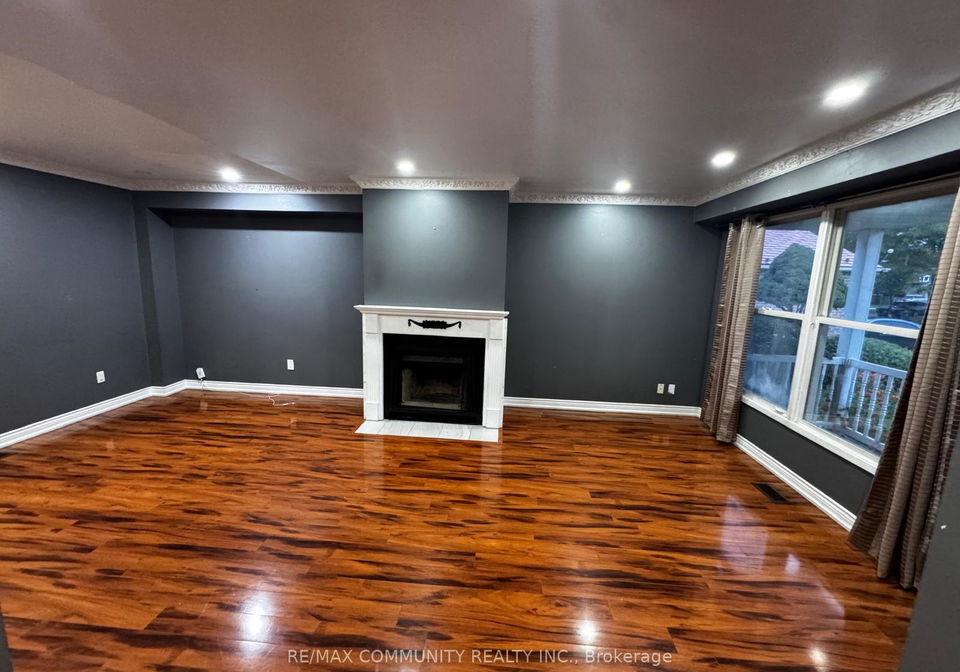 56-overlord-crescent-toronto-scarborough-ontario-e13822828