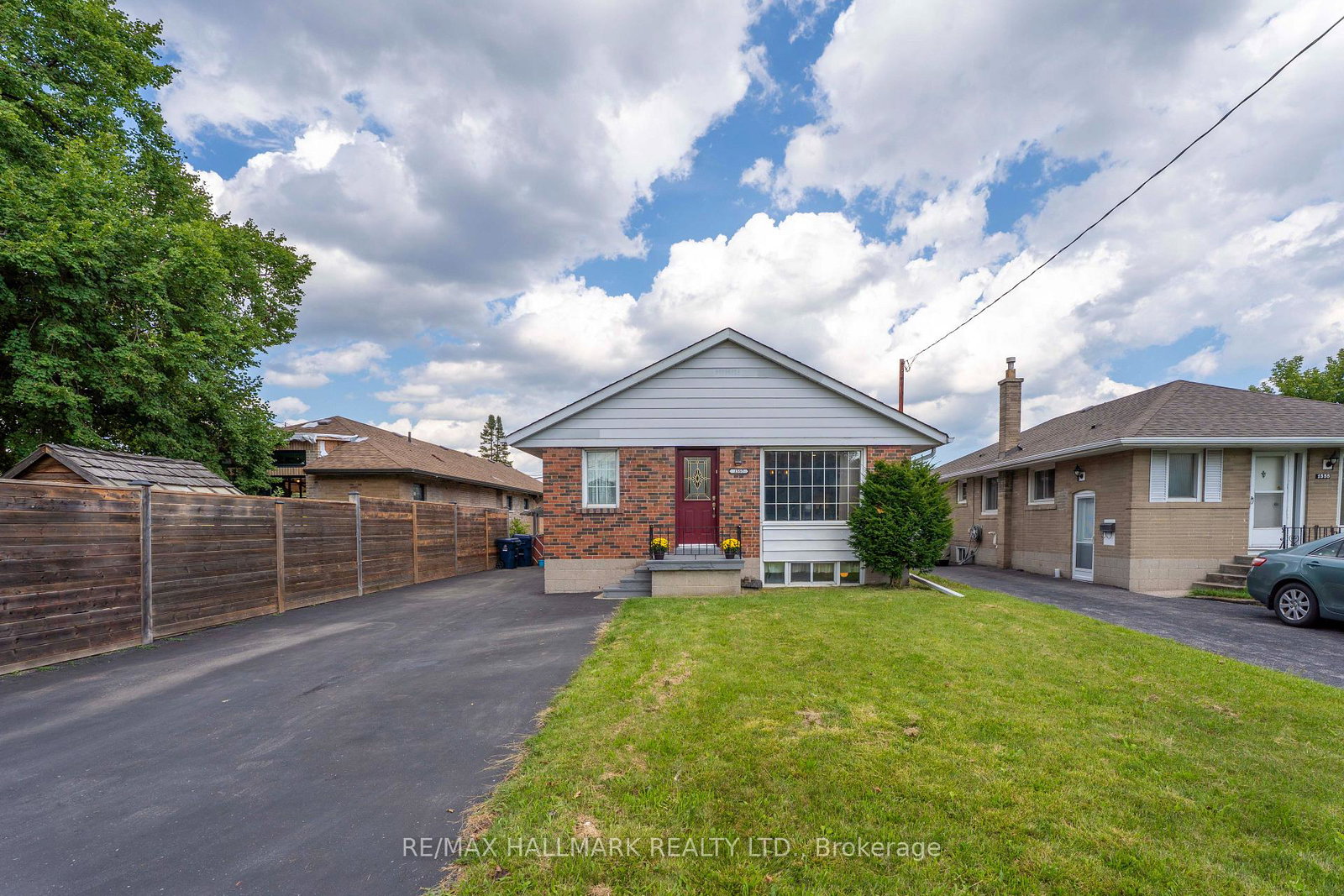 1557-pharmacy-avenue-toronto-scarborough-ontario-e13823266