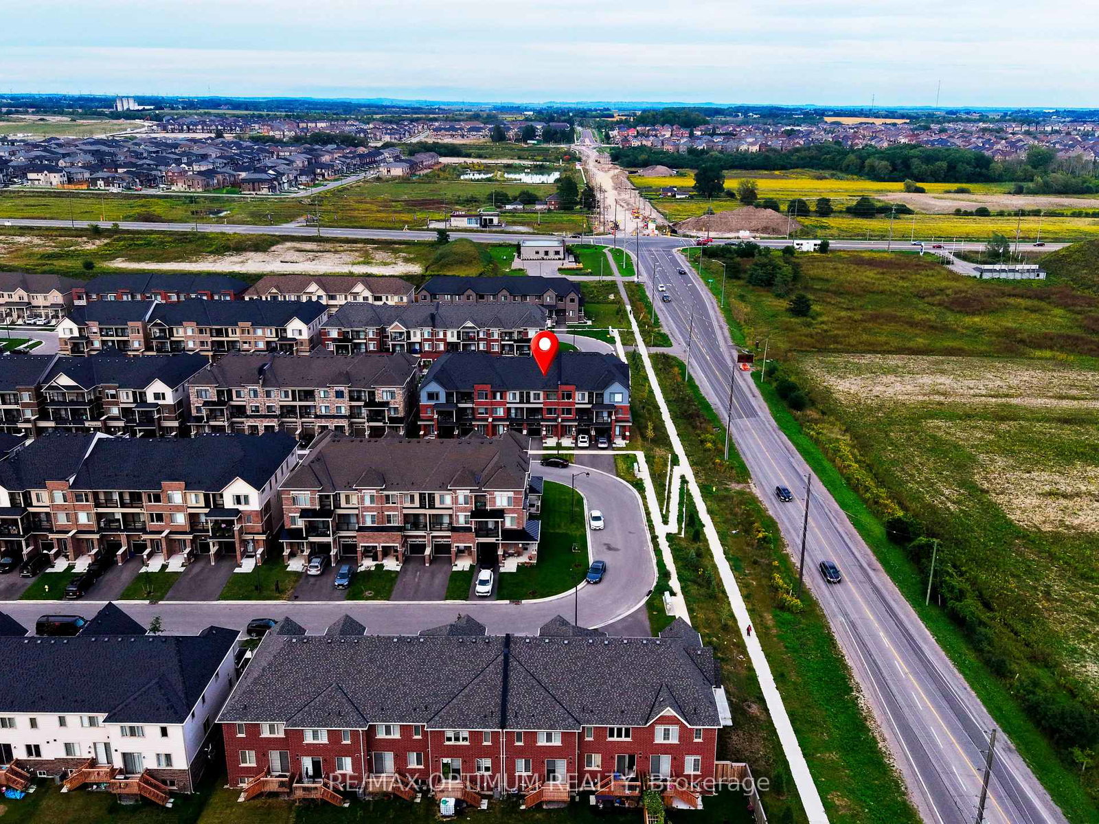 2004-cameron-lott-crescent-oshawa-ontario-e13823740