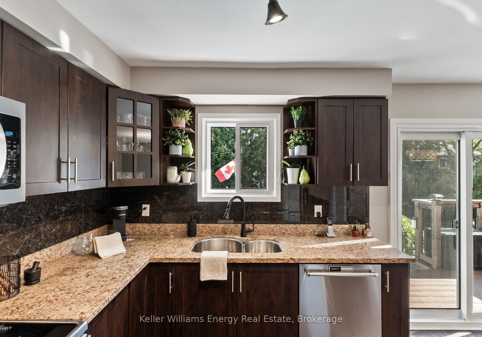 523-palmtree-crescent-oshawa-ontario-e13824350