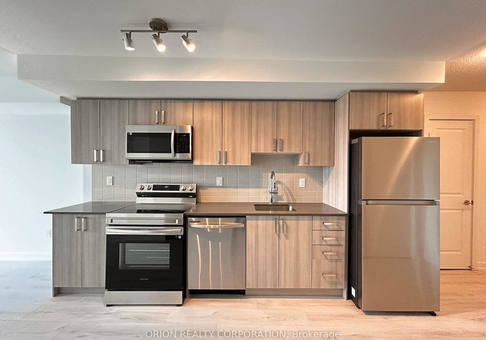 1435-celebration-drive-pickering-ontario-e13824990