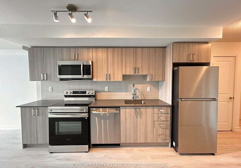 1435-celebration-drive-pickering-ontario-e13824990