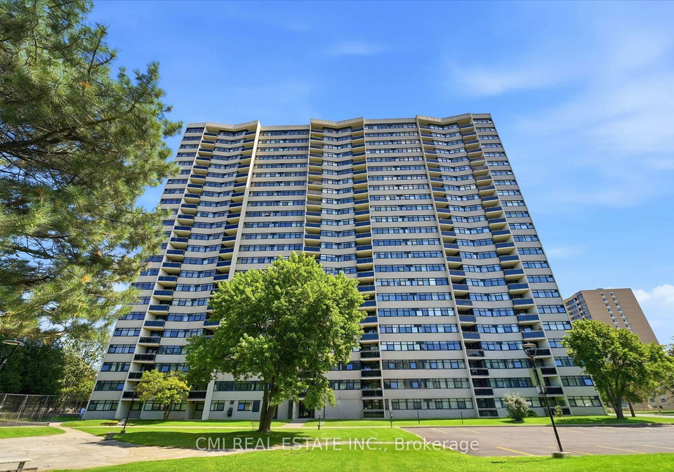 100-echo-point-toronto-scarborough-ontario-e13825900