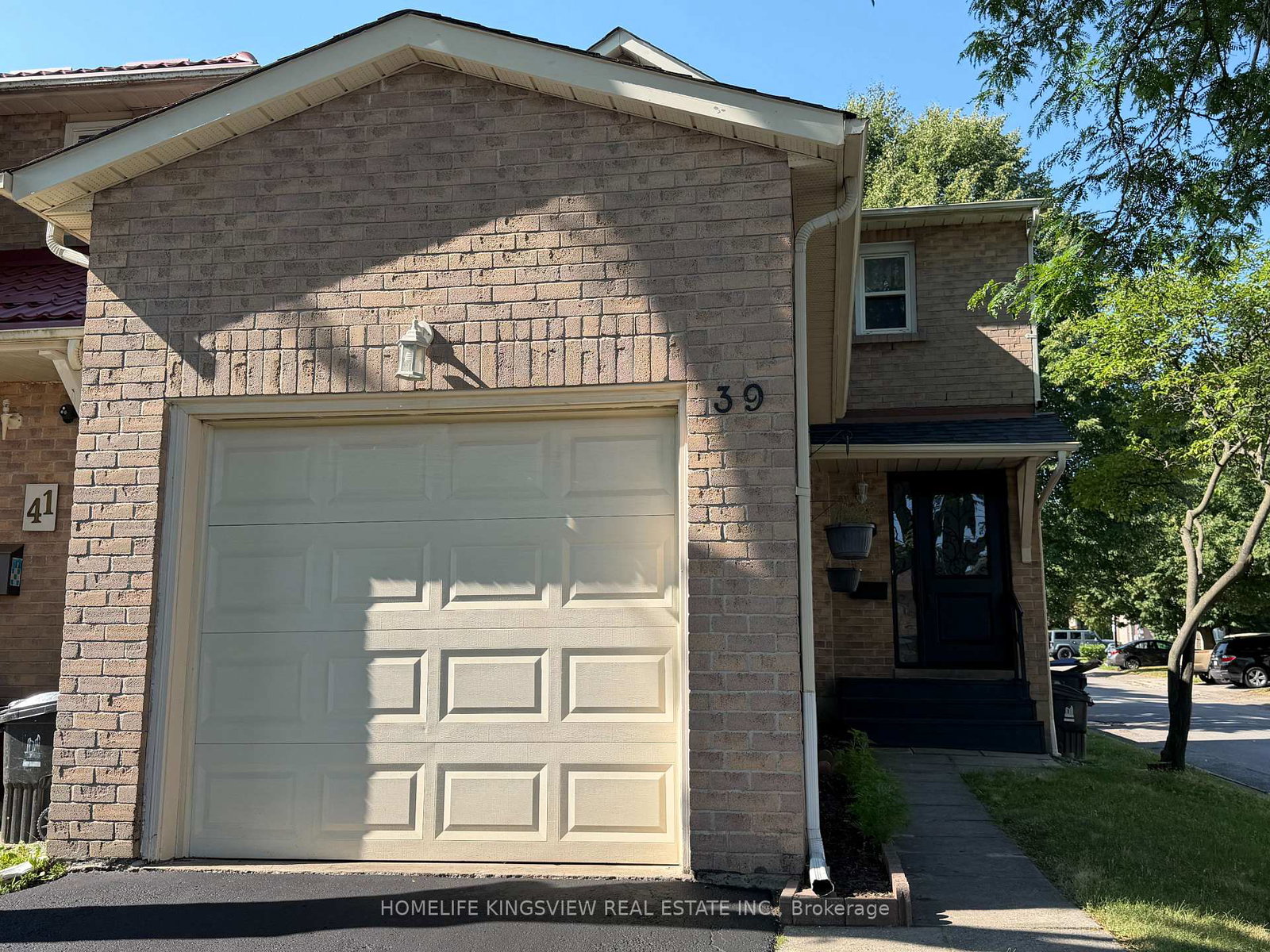 39-pioneer-pathway-toronto-scarborough-ontario-e13825918