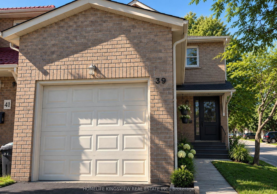 39-pioneer-pathway-toronto-scarborough-ontario-e13825918