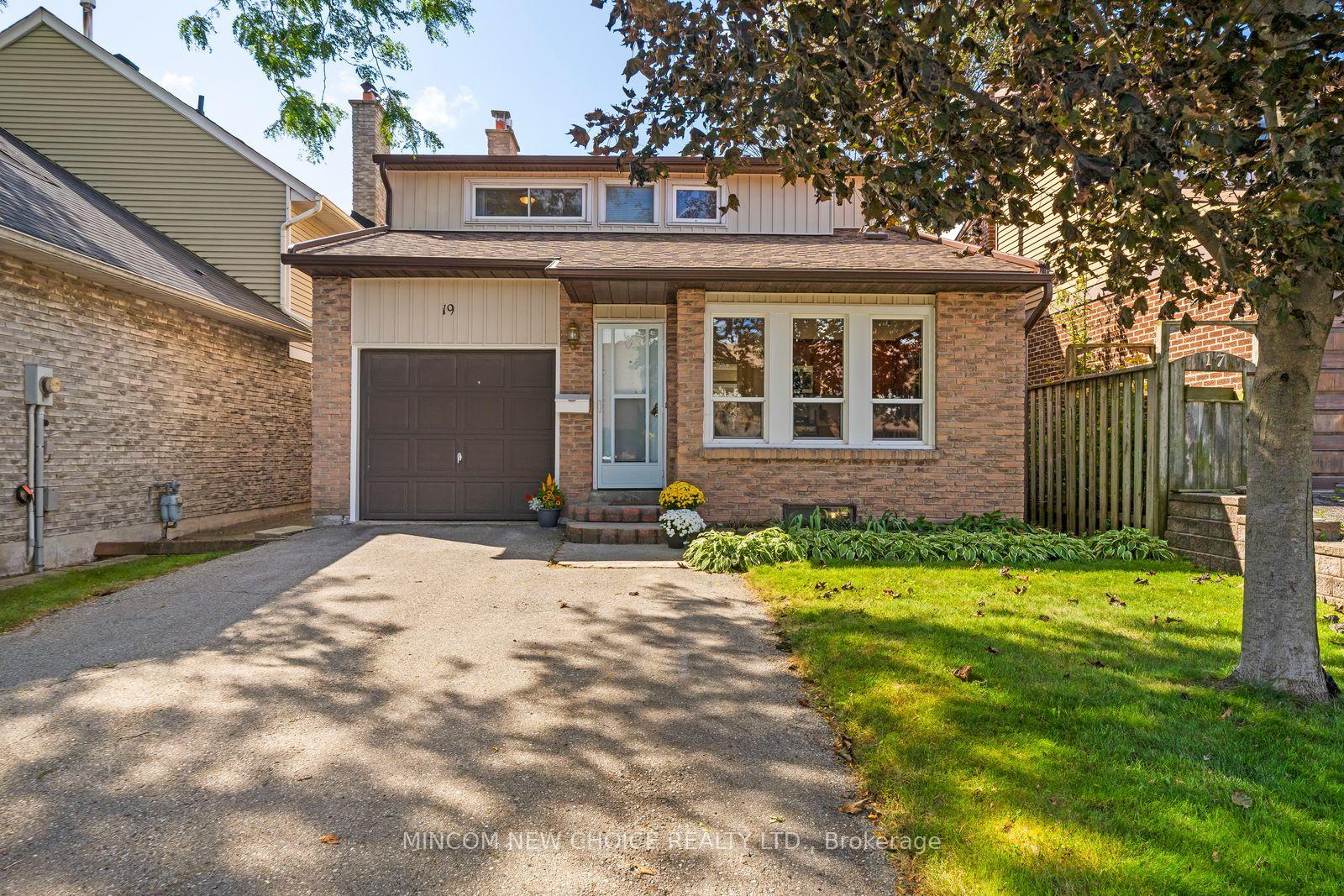 19-mcrae-road-ajax-ontario-e13826222