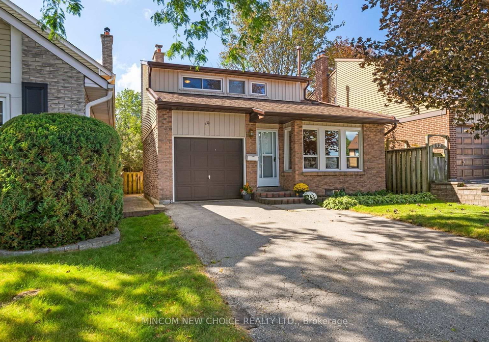 19-mcrae-road-ajax-ontario-e13826222