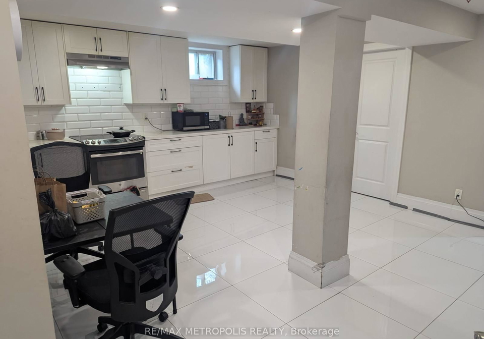 181-flora-drive-toronto-scarborough-ontario-e13826340
