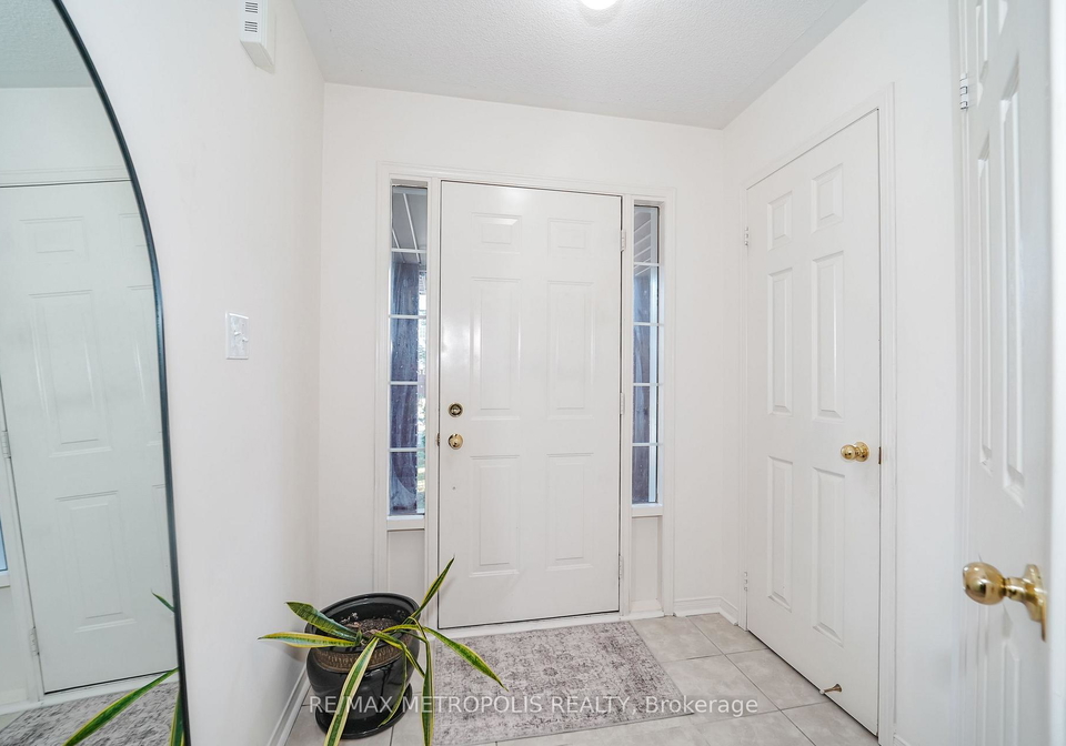 152-angier-crescent-ajax-ontario-e13826546