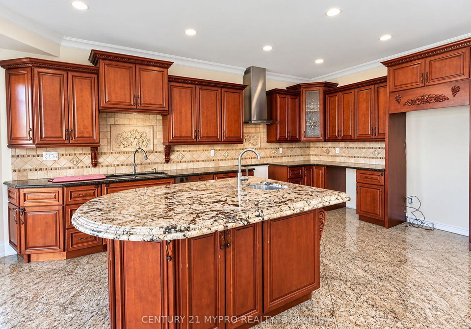 178-stonemanor-avenue-whitby-ontario-e13826852