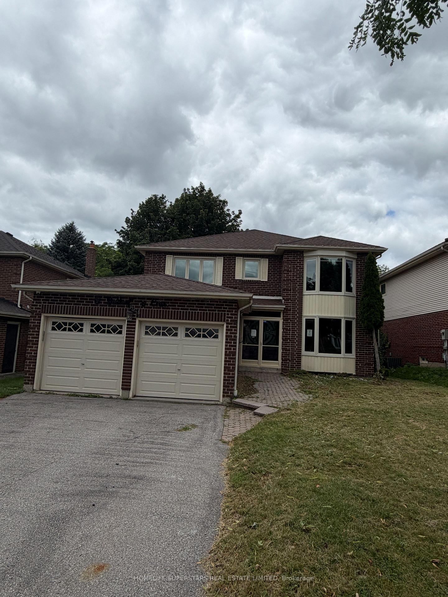 8-butterfield-crescent-whitby-ontario-e13827418