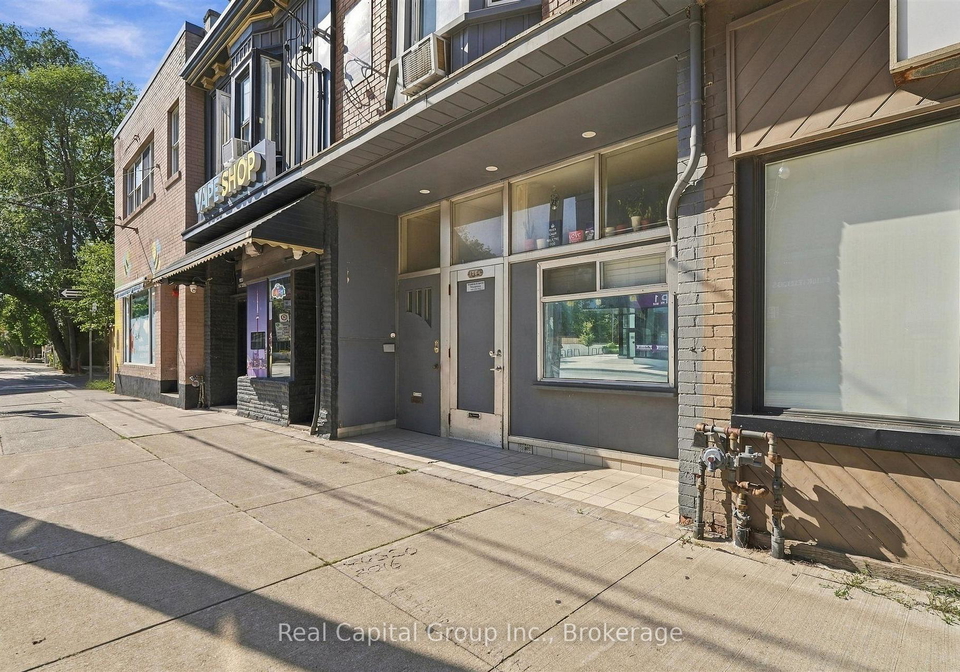 1564-queen-street-e-toronto-toronto-ontario-e13827888