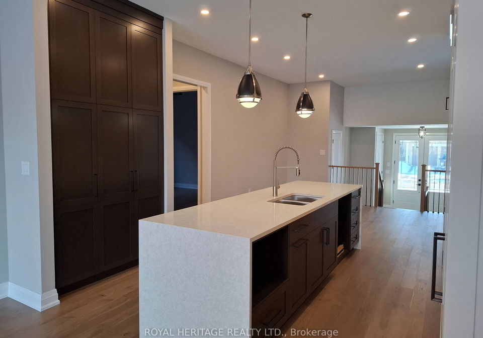 8-st-augustine-drive-whitby-ontario-e13828314