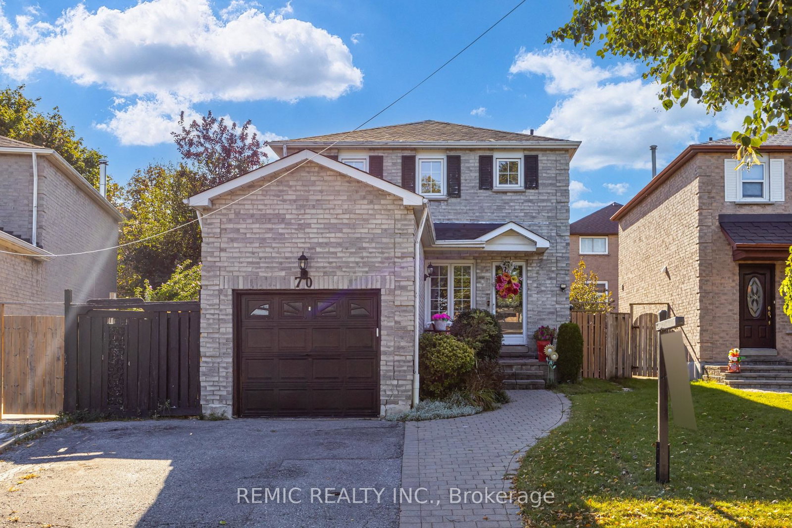70-large-crescent-ajax-ontario-e13828380
