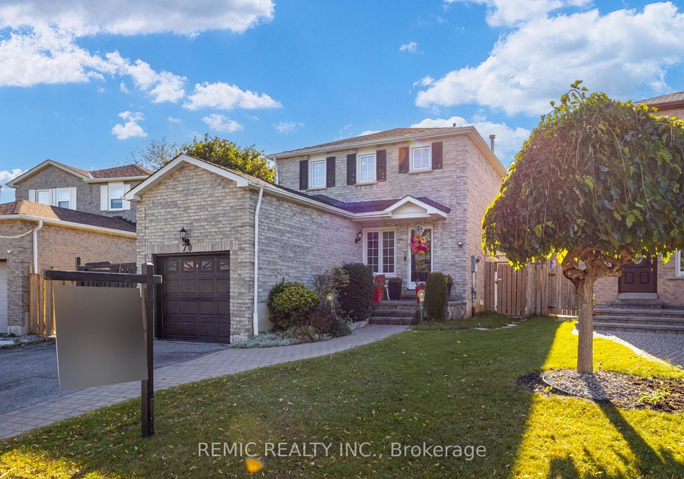70-large-crescent-ajax-ontario-e13828380