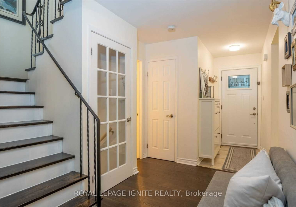 563-berwick-crescent-oshawa-ontario-e13828432