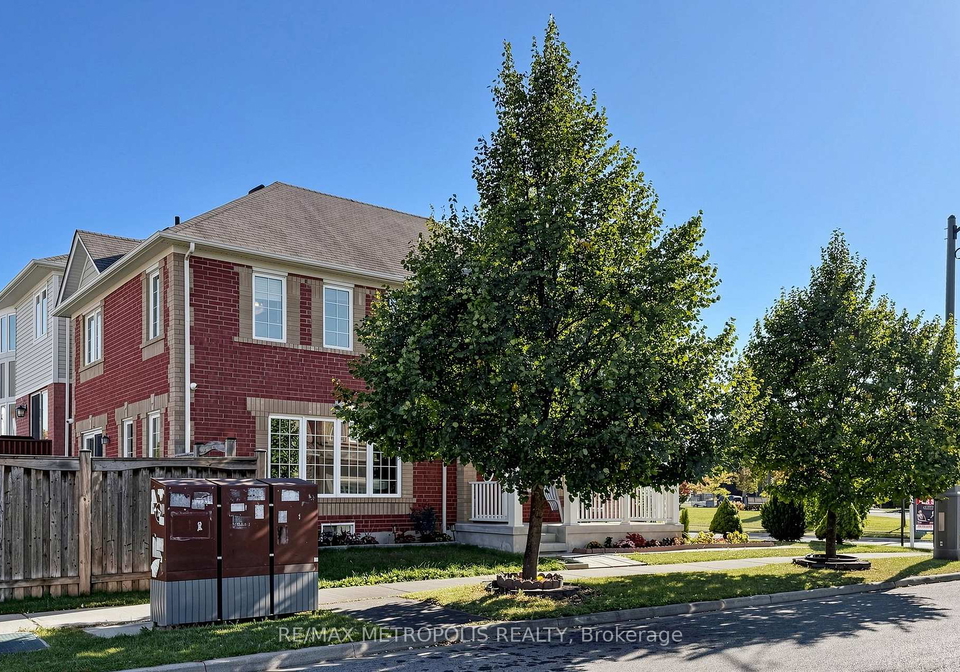 1913-liatris-drive-pickering-ontario-e13828438