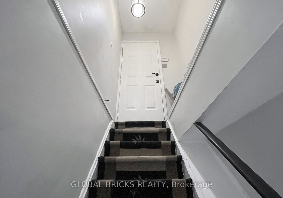 1525-marshcourt-drive-pickering-ontario-e13828930
