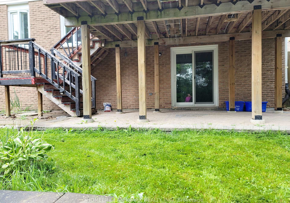 16-mansfield-crescent-whitby-ontario-e13829458