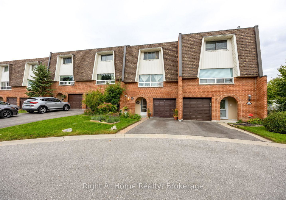 10-newing-court-ajax-ontario-e13829596
